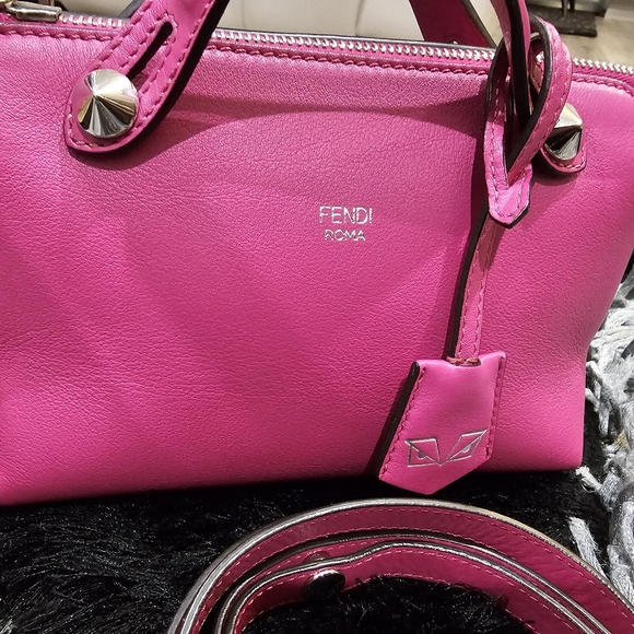 Authentic fendi mini bag - Picture 8 of 14